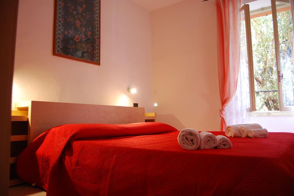 Appartamenti Corneliani II Sirmione Exterior foto
