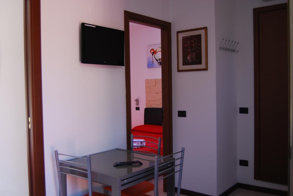 Appartamenti Corneliani II Sirmione Exterior foto